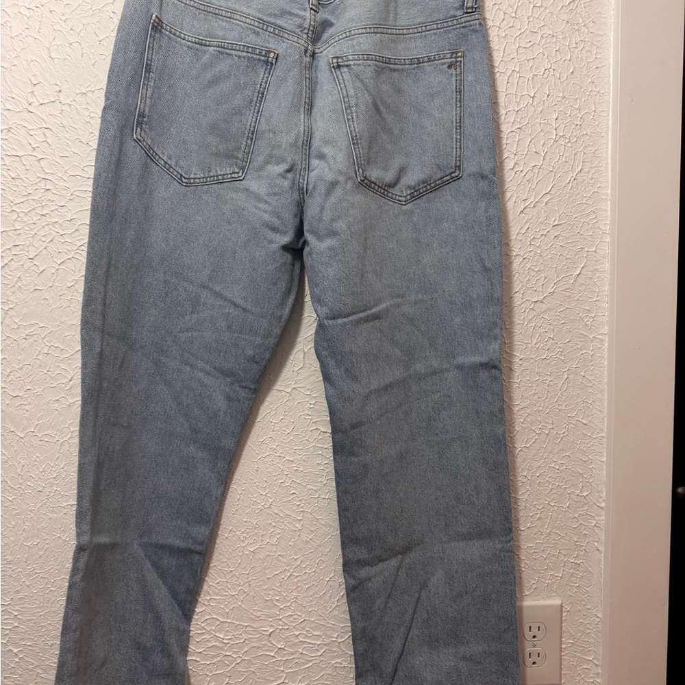Madewell Low-Slung Straight Jeans in Light Blue with cross over button closure - Picture 5 of 5